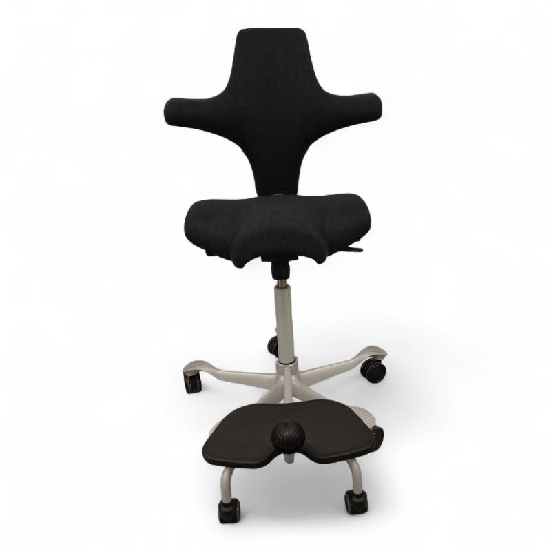 Capisco 8106 høy med fotring mørkt