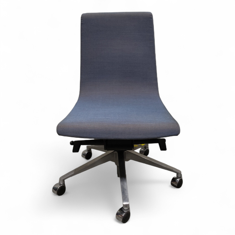 Clint med lav rygg og 5er kryss med