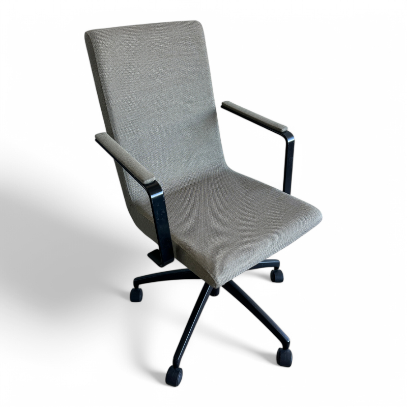 Woods med hjul og armlene Grågrønt