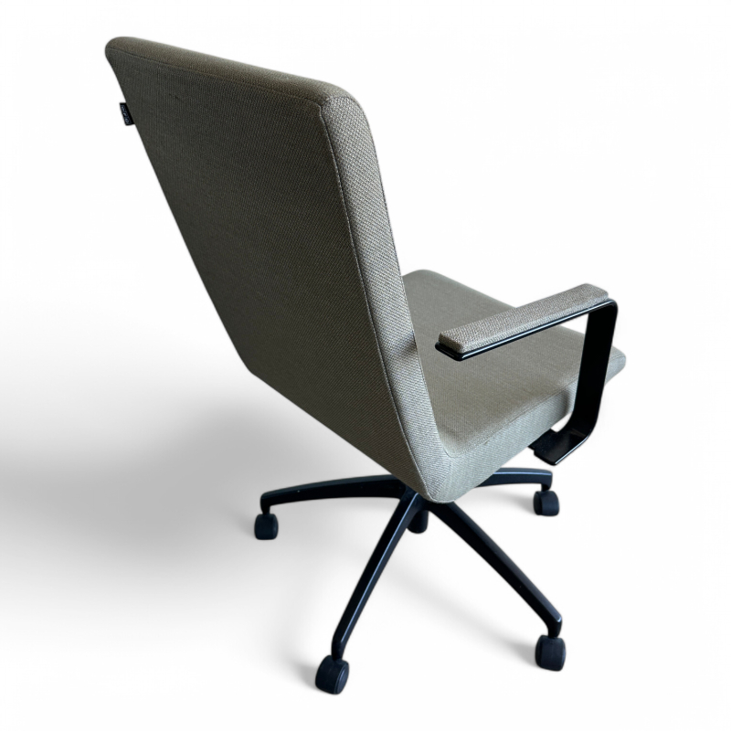 Woods med hjul og armlene Grågrønt