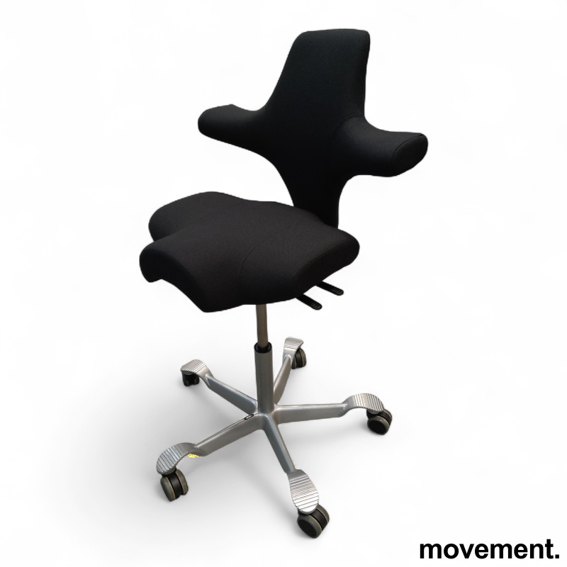 Capisco 8106 standard høyde Sort - 3 / 4