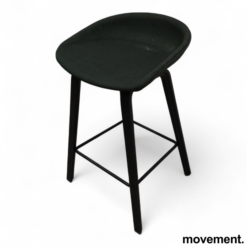 About a stool AAS 33 fullpolstret - 1 / 2