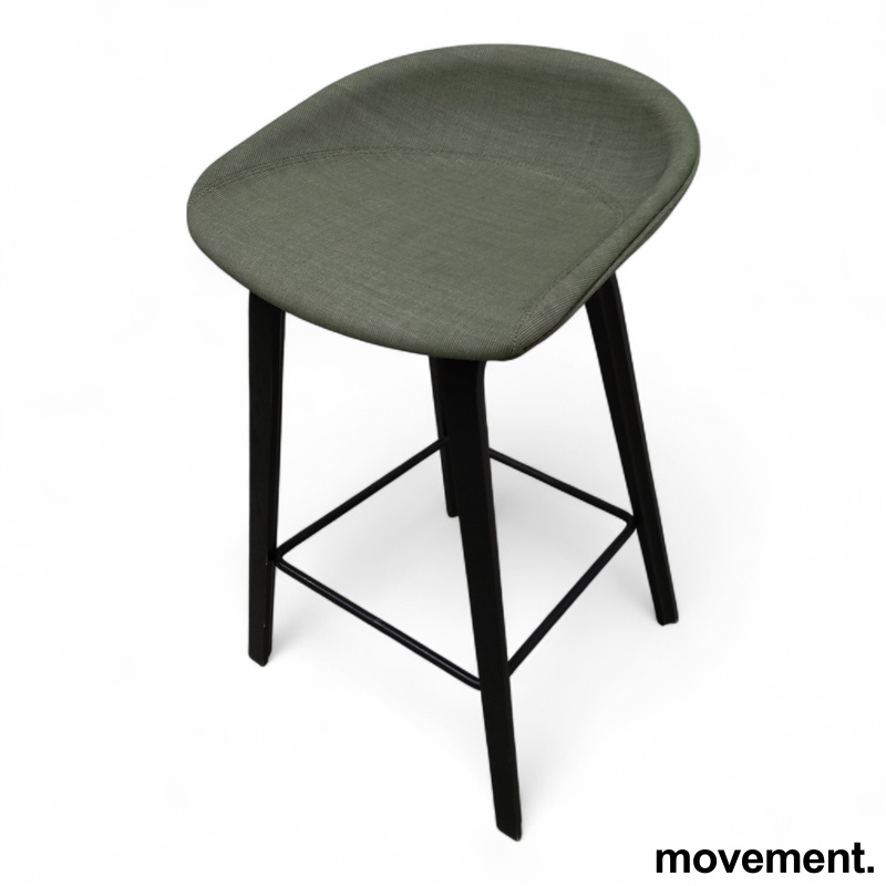 About a stool AAS 33 fullpolstret - 1 / 2