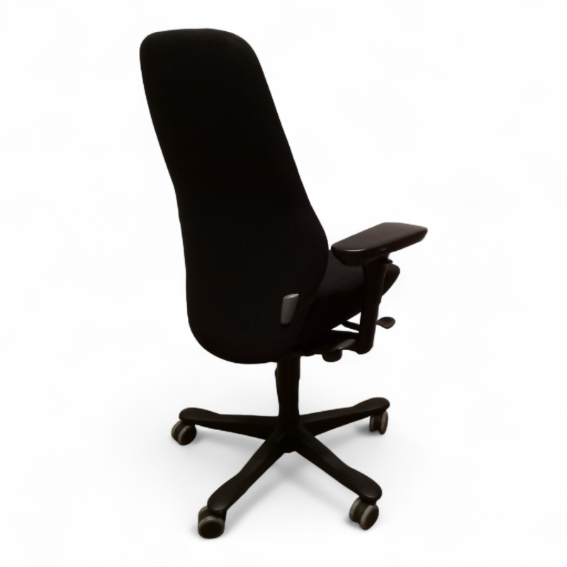 Plus 8 8782 med armlene Sort stoff