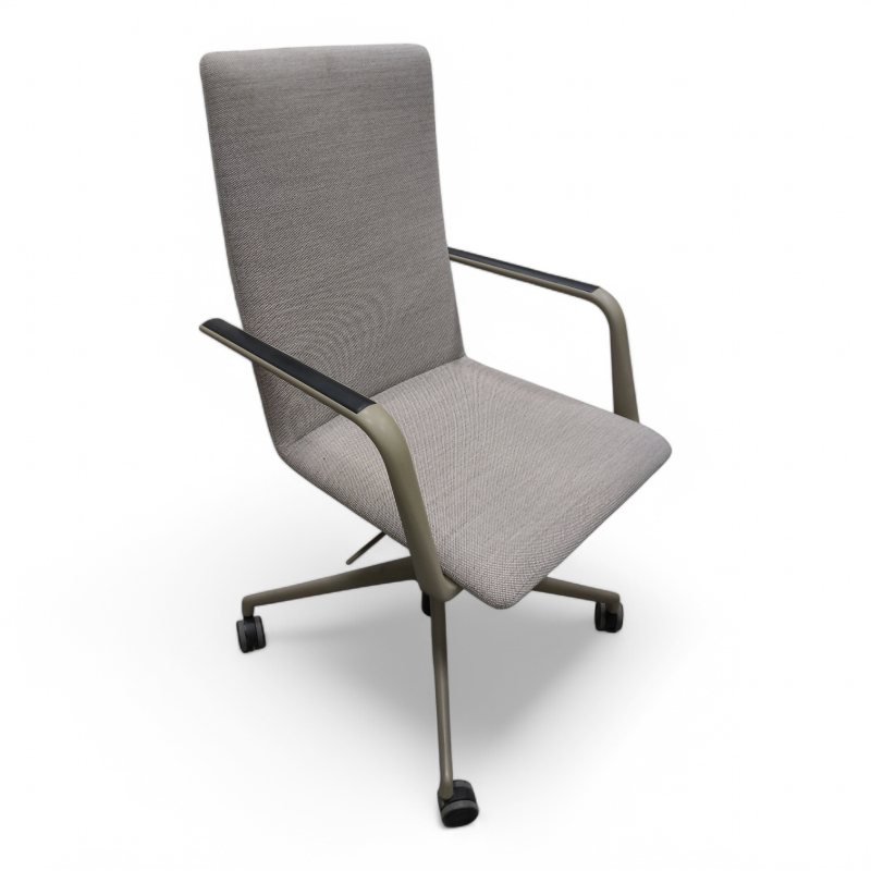 Fina Soft med hjul og armlene Lyst