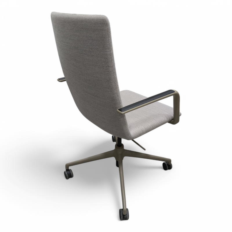 Fina Soft med hjul og armlene Lyst