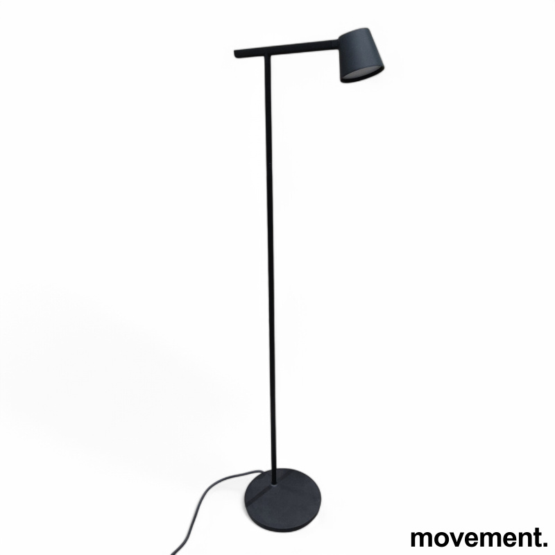 Tip Floor Lamp Sort, Pent brukt - 1 / 3