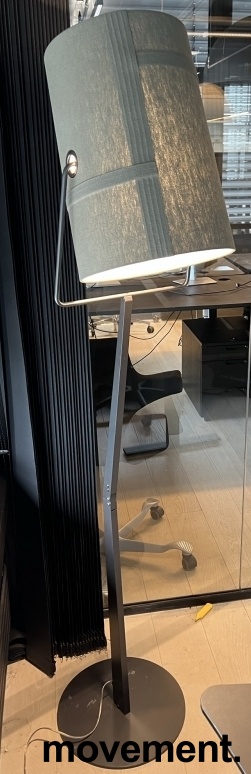 Stålampe i sortlakkert metall / - 3 / 3