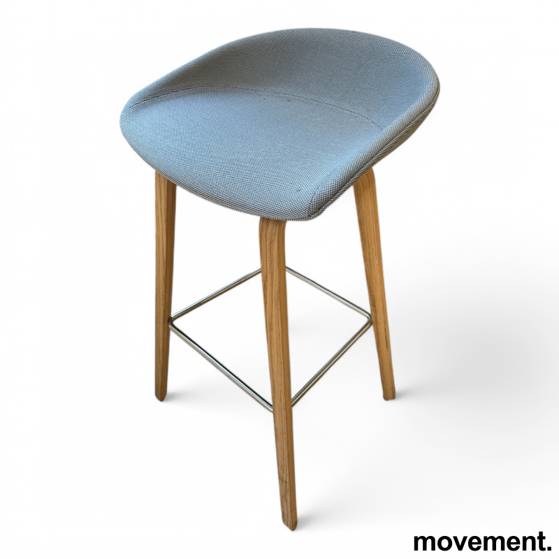 About a stool AAS 33 fullpolstret - 1 / 2