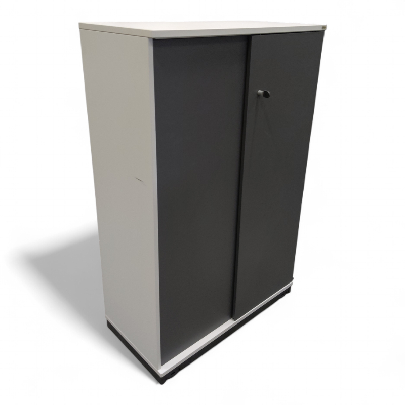 E-serie skyvedørsskap 3A4 Skrog i