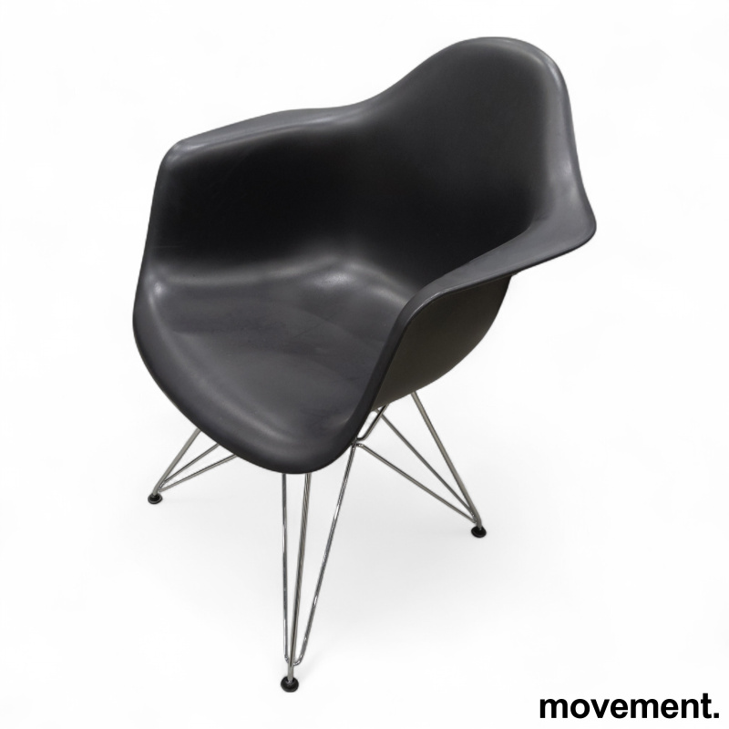 Eames Plastic Armchair DAR Sort, - 1 / 2