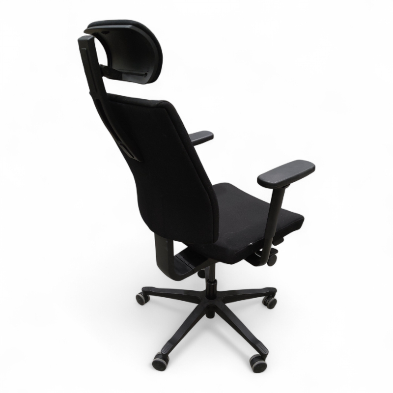 One sync med nakkepute og armlene