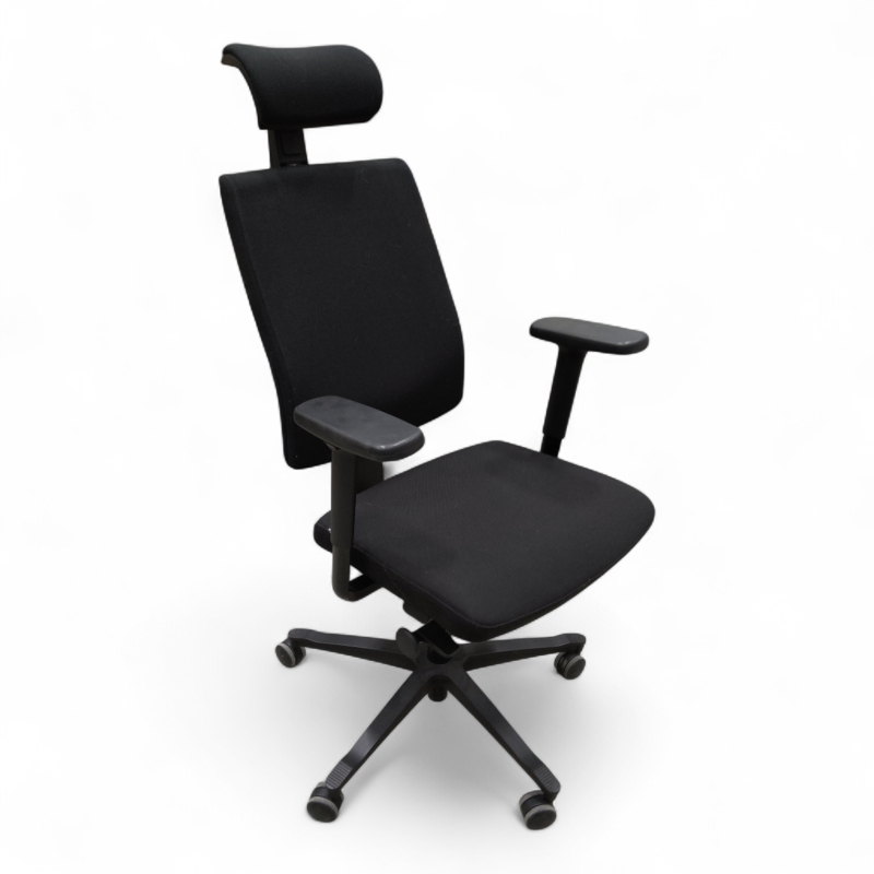 One sync med nakkepute og armlene