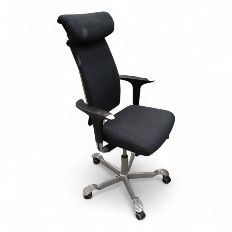 H05 5500 med nakkepute og swingback