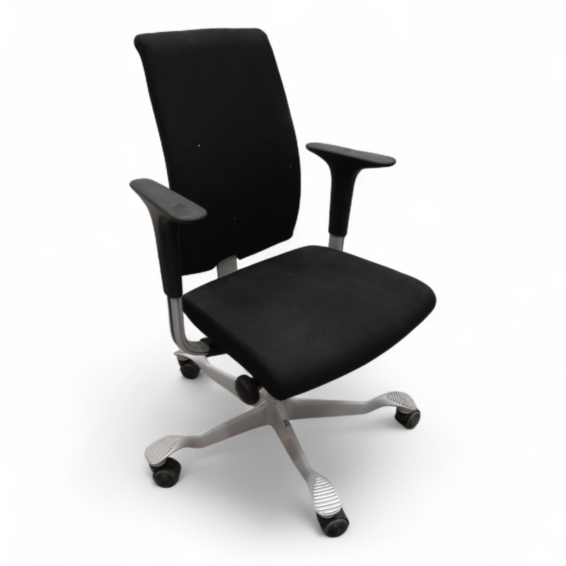 Creed 6005 med armlene Sort stoff