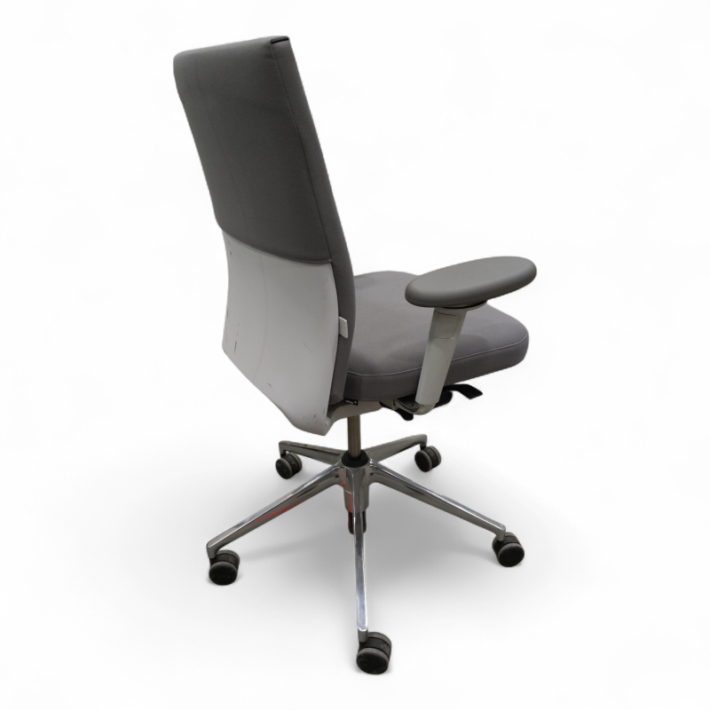 ID Soft med armlene Lyst grått