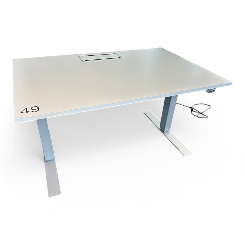 Izi Pro 120x80cm med kabelluke Lys