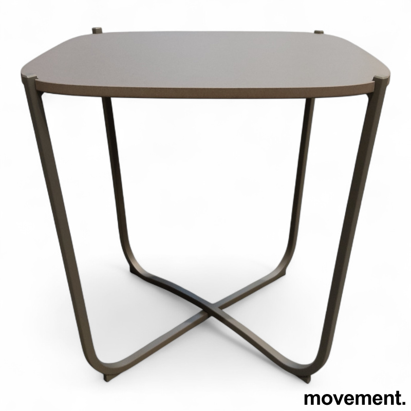 Solgt!Root 44x44cm Lys grå valchromat, - 1 / 2