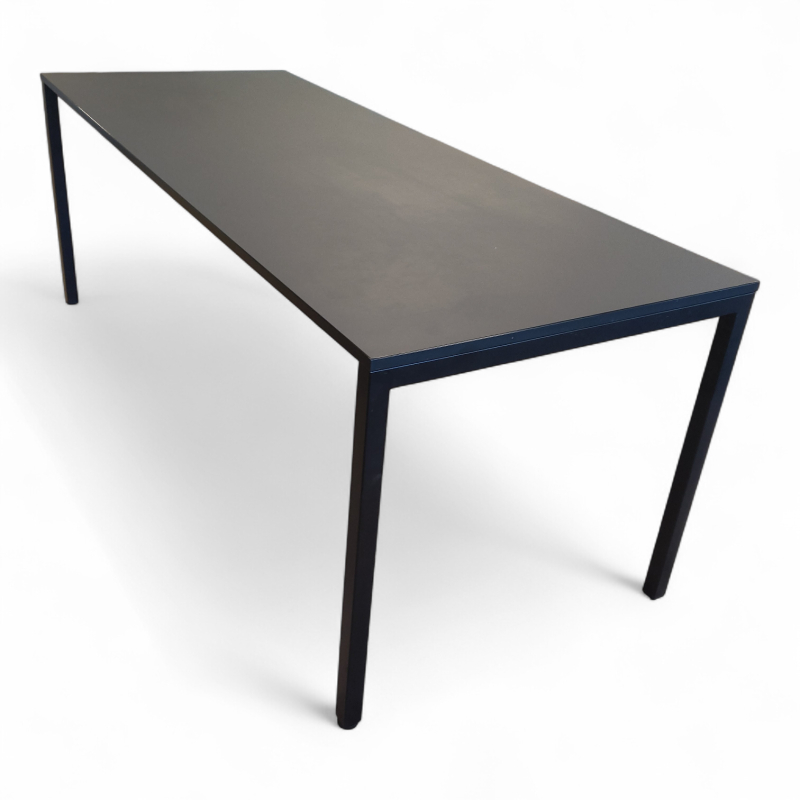 Quadro 200x80cm Sort laminat