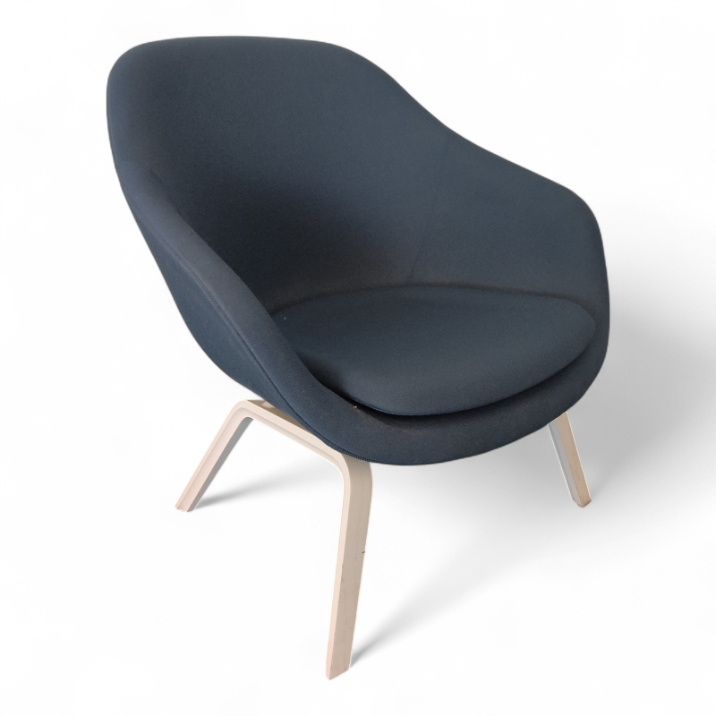 About a lounge AAL 83 med setepute
