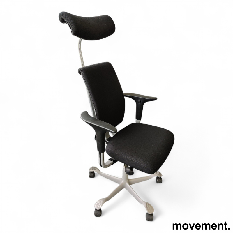 H05 5500 med nakkepute og swingback - 1 / 2