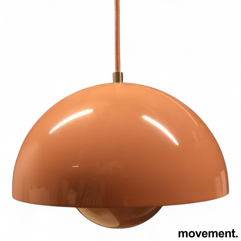 Flowerpot VP1 Koralfarget, Pent