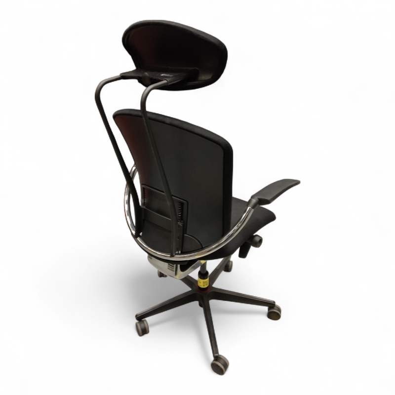 Maxikon med nakkepute og armlene