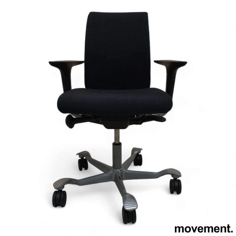 H05 5300 swingbackarmlene Mørkt - 4 / 4