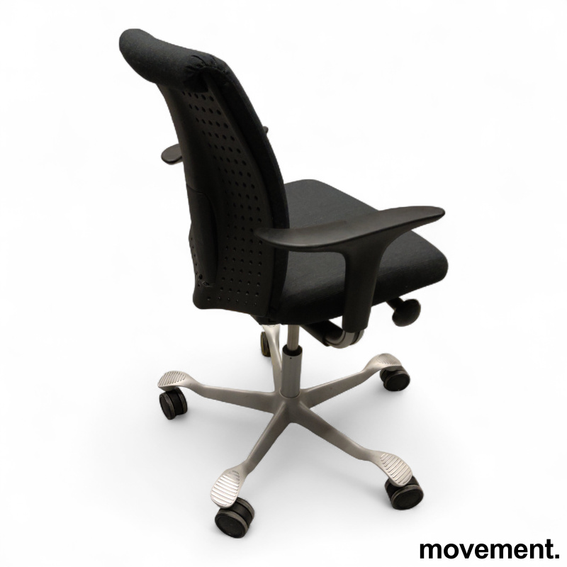 H05 5300 swingbackarmlene Mørkt - 6 / 6