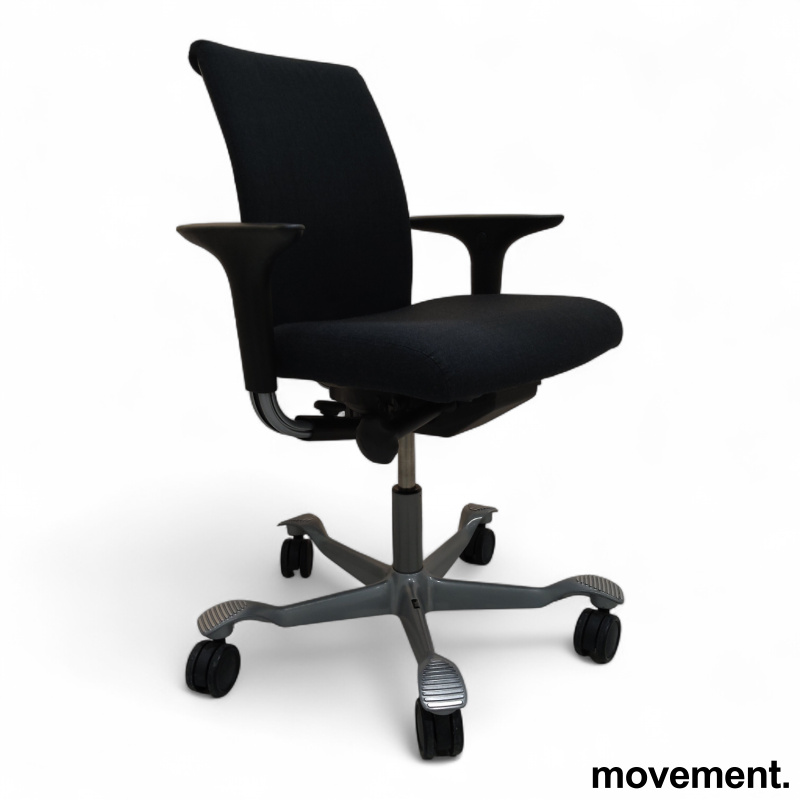 H05 5300 swingbackarmlene Mørkt - 1 / 4