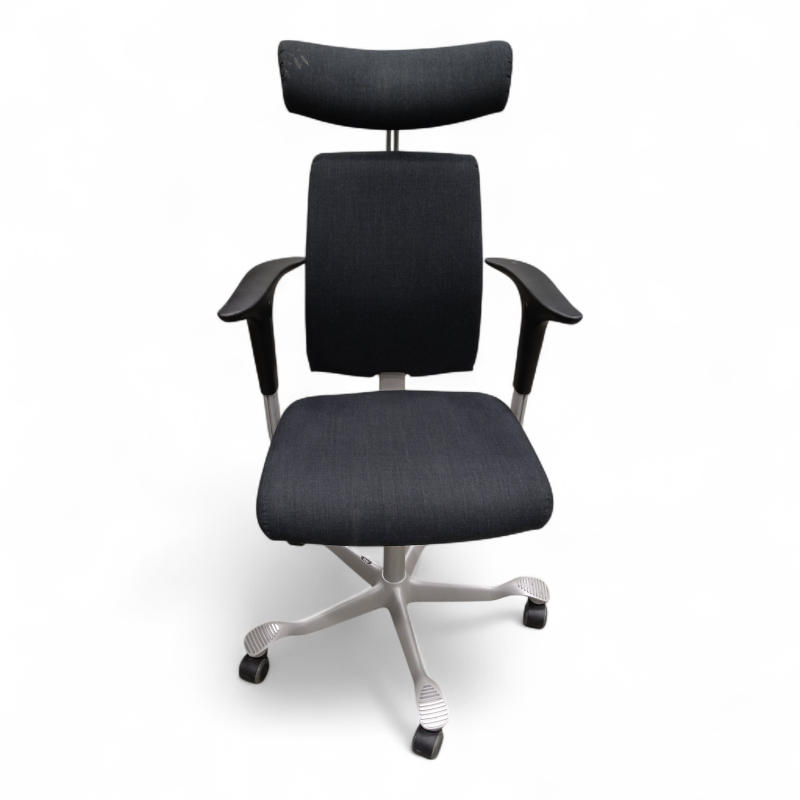 H05 5300 med nakkepute og