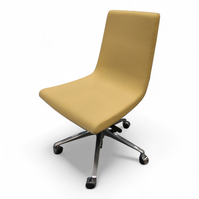 Clint med lav rygg og 5er kryss med