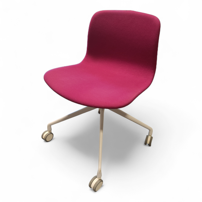 About a chair AAC 15 fullpolstret