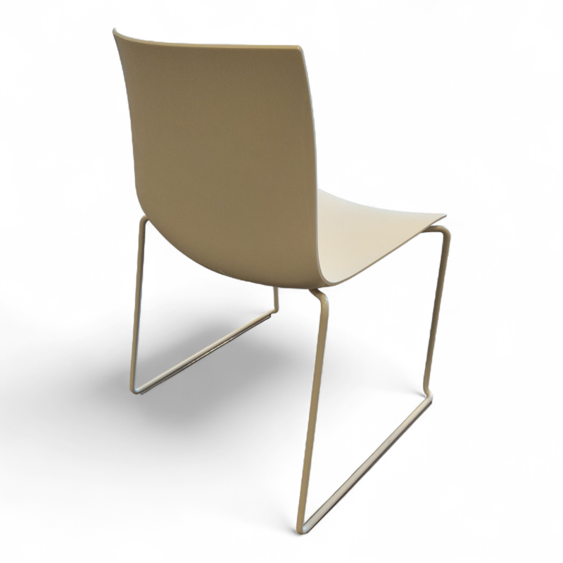 Catifa 46 plast, meieben Hvit