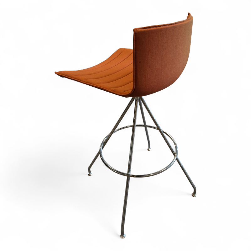 Catifa 46 barstol med lav rygg og