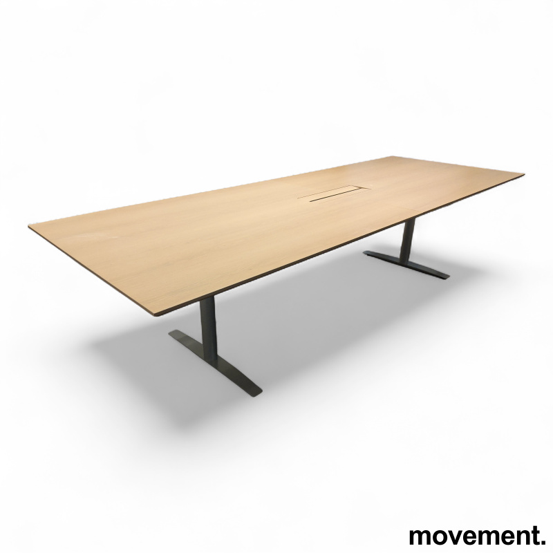 Explorer møtebord 300x110cm - 1 / 2