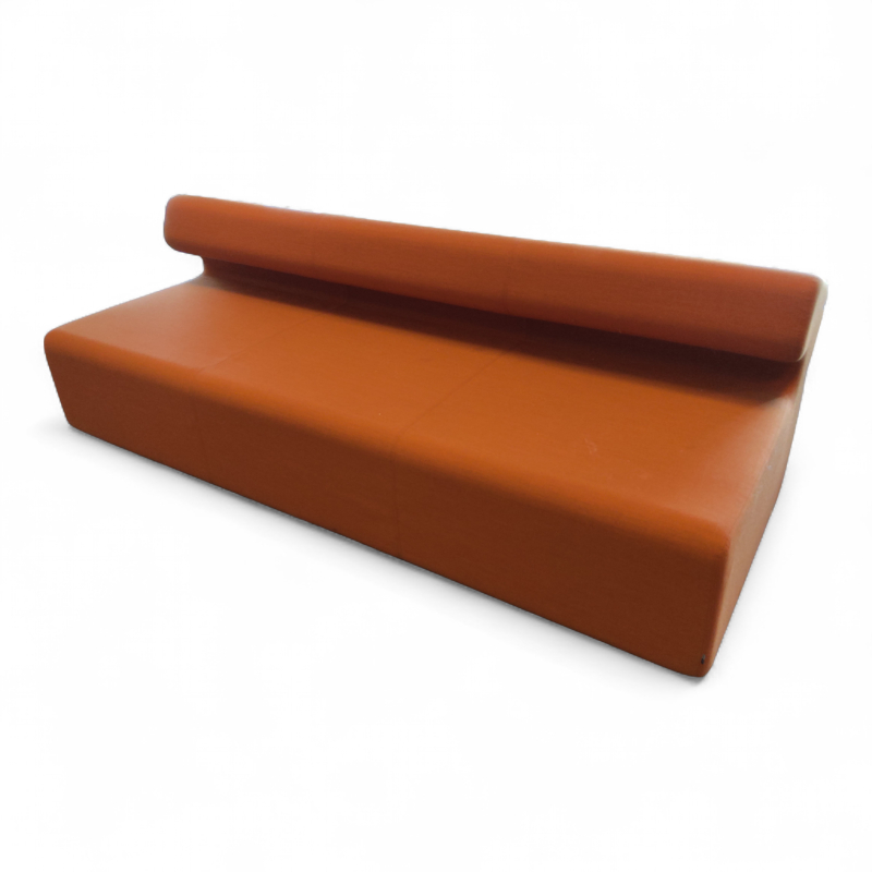 Up 3-seter Orange stoff (Kvadrat