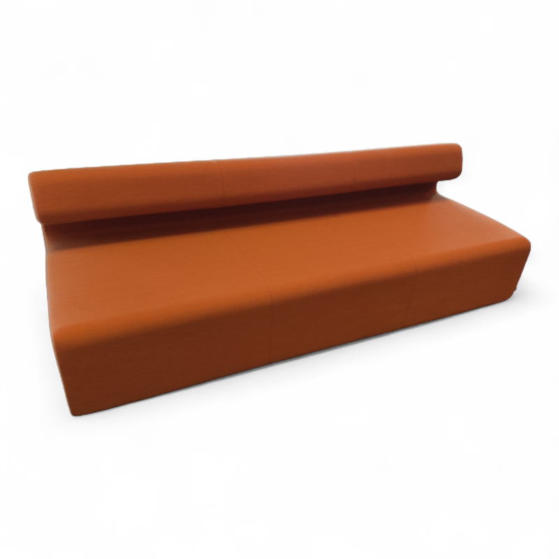 Up 3-seter Orange stoff (Kvadrat