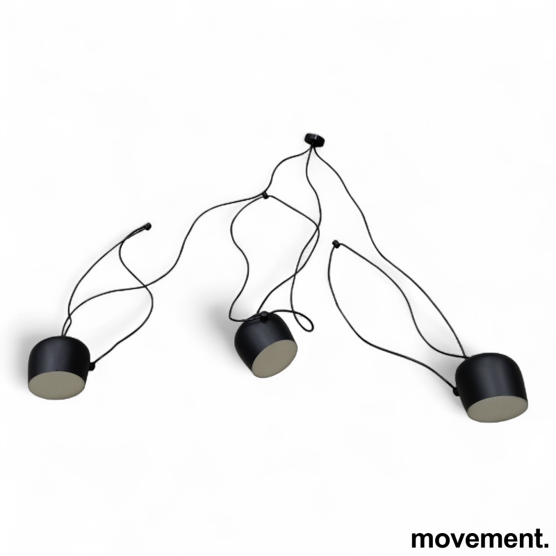 Aim 3-hoders taklampe Sort, Pent - 1 / 3