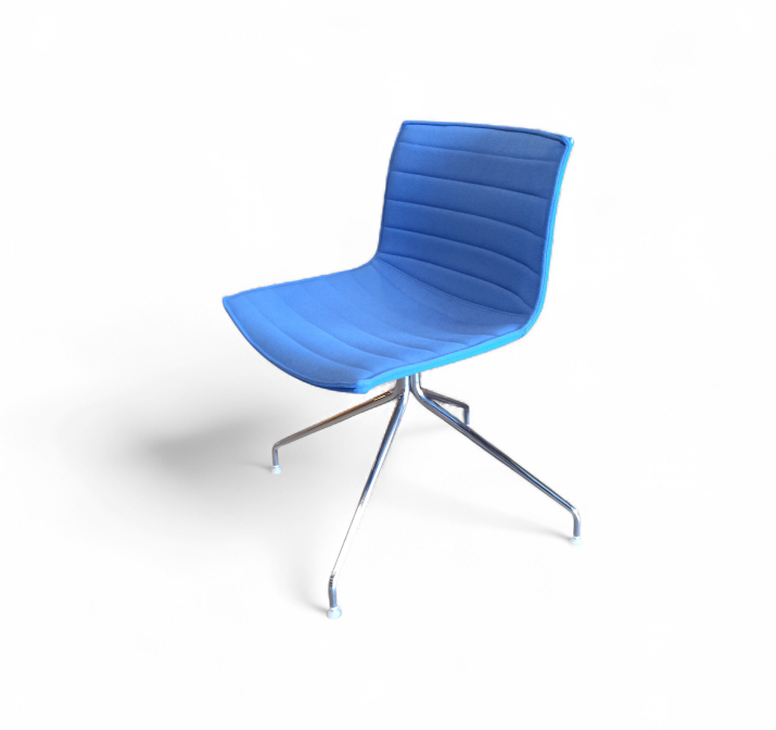 Catifa 53, 4 ben med sving Blått