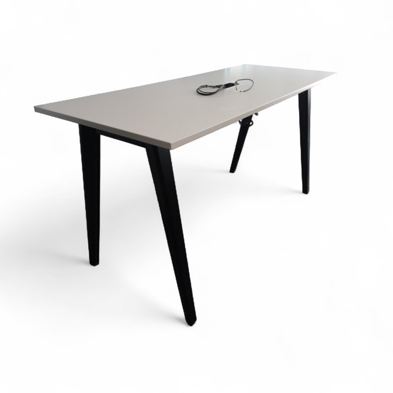 B-Free barbord 200x80cm, høyde