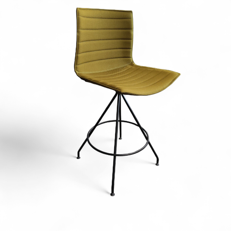 Catifa 46 barstol fullpolstret høy