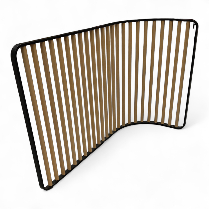 Screen X shape med spiler høyrebuet