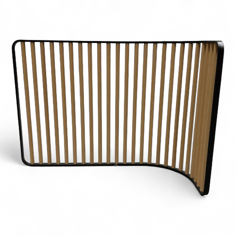 Screen X shape med spiler høyrebuet