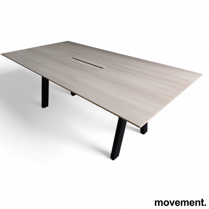 Factor møtebord 200x100cm Lys eik - 1 / 2