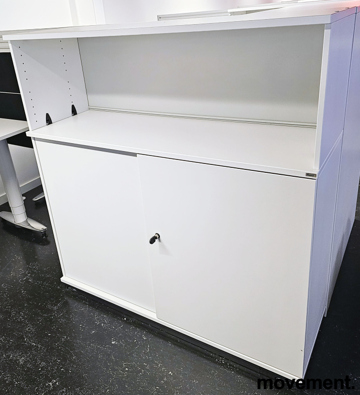 E-serie skyvedørsskap 2A4+1A4 reol, - 2 / 2