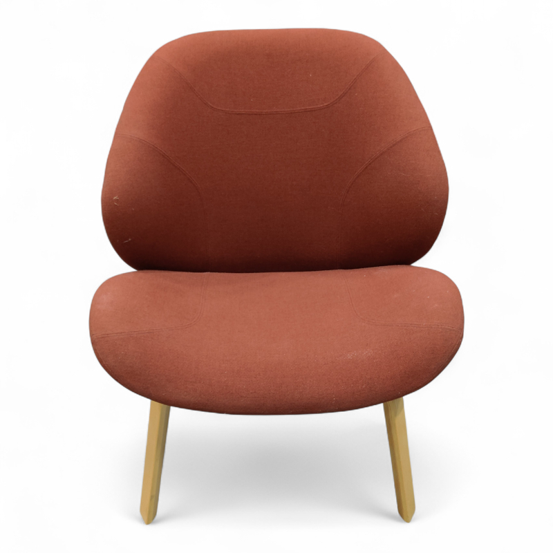 Eden loungestol Rustrødt stoff, ben