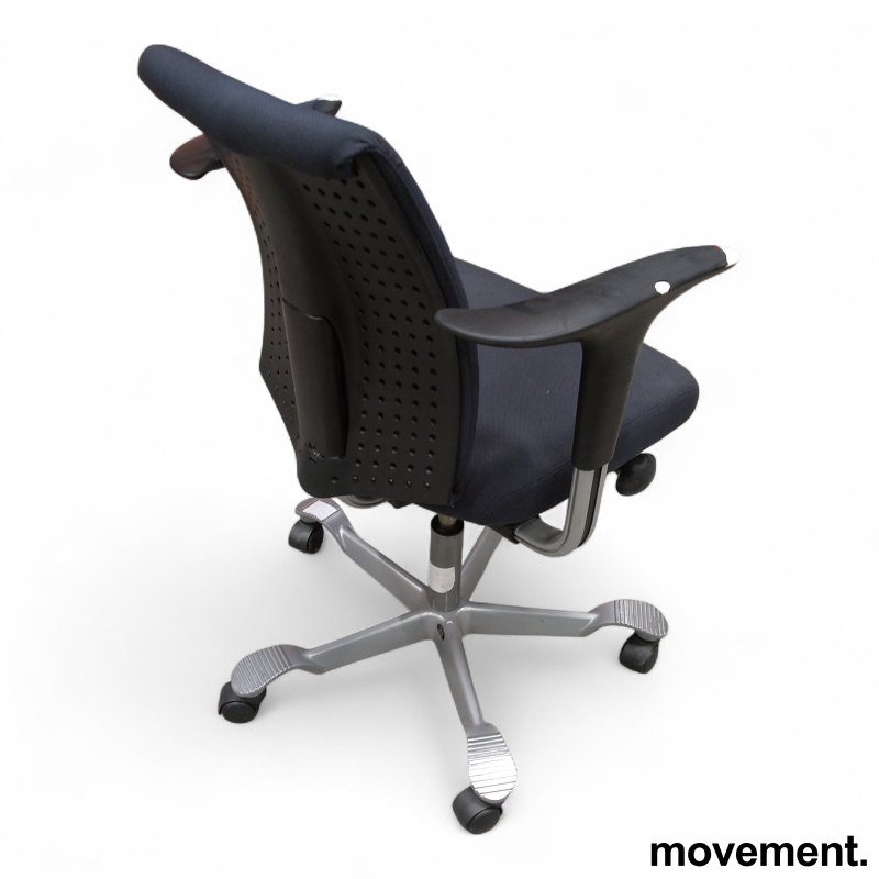 H05 5300 armlene Mørkt grått stoff - 3 / 3