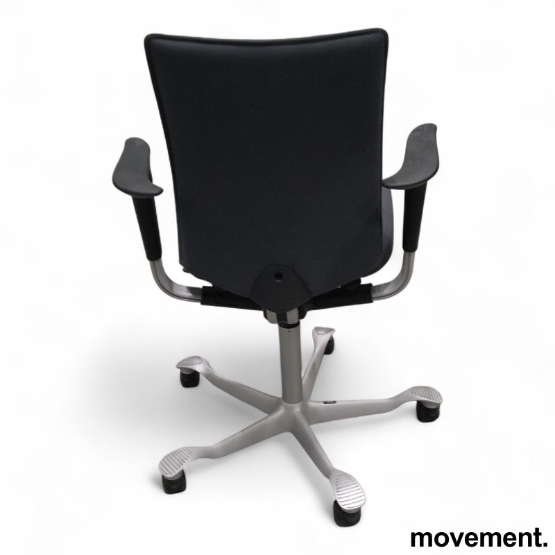 H05 5400 armlene Mørkt grått stoff - 3 / 3