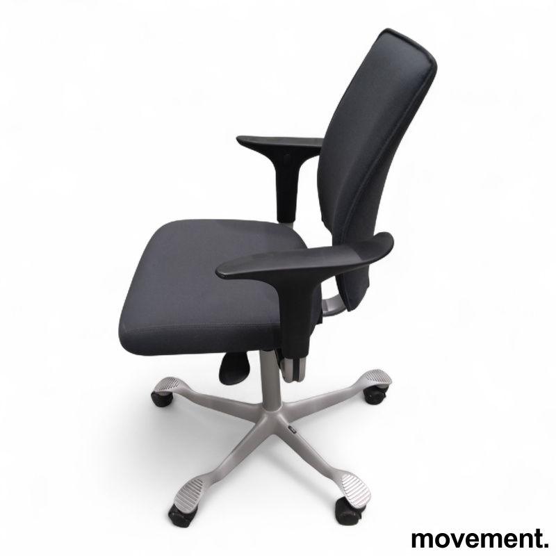 H05 5400 armlene Mørkt grått stoff - 2 / 3